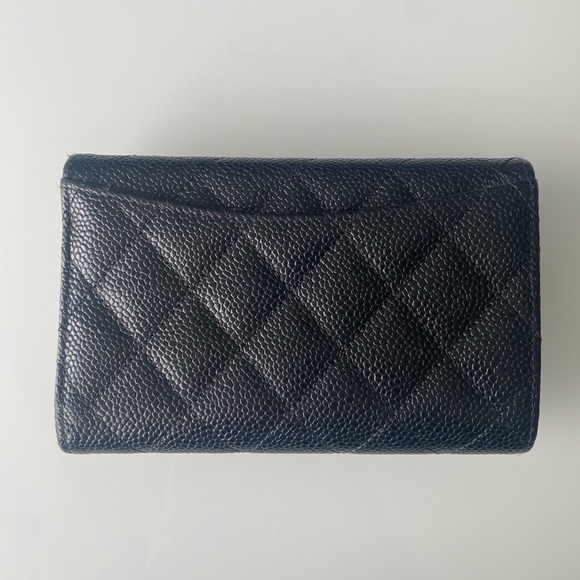 SOLD❌ Chanel Classic Flap Medium Wallet - Picture 3 of 16